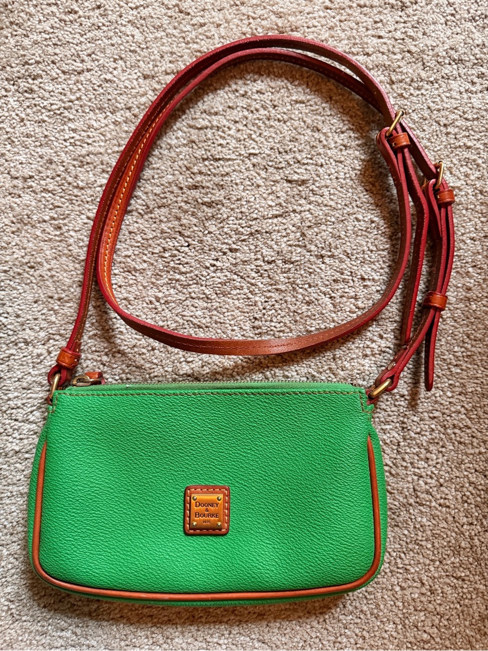 Dooney & Bourke (Rare) Kelly Green Pebble Leather Crossbody